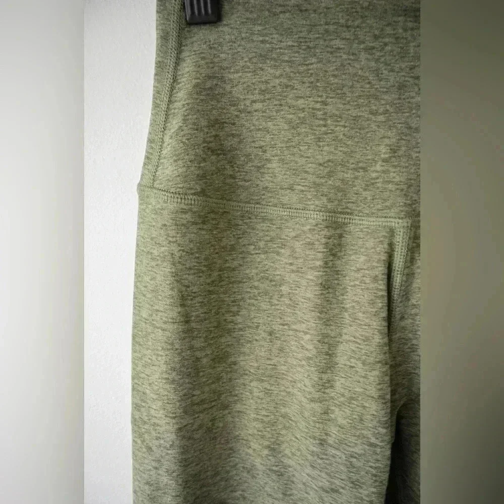 TAVI Ultra Soft Leggings - Picture 7 of 10